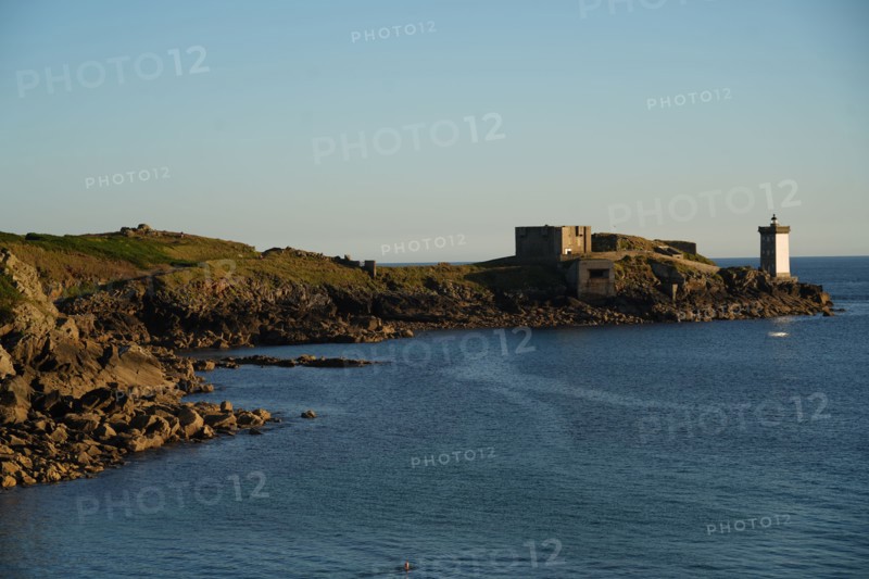 Pointe de Kermorvan, North tip of Finistère, GR34