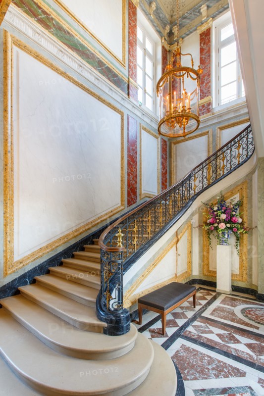Château de Sceaux (Hauts-de-Seine), grand escalier