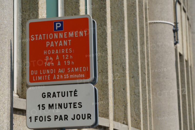 Place Royale in Reims