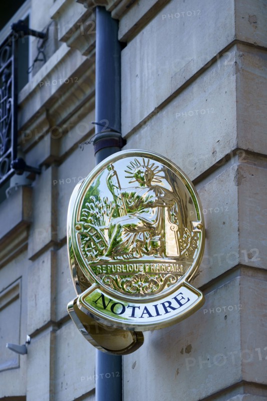 Enseigne de notaire à Reims