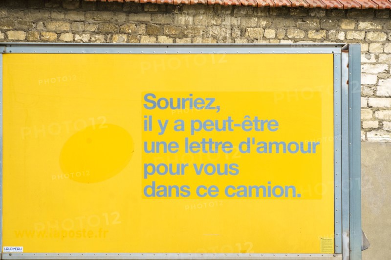Reims, ancien camion de la Poste
