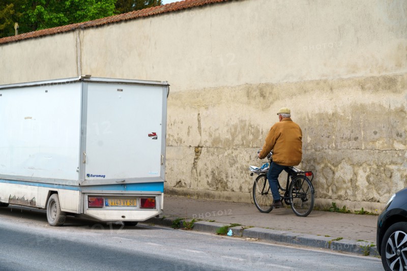 Reims, parked vehicle