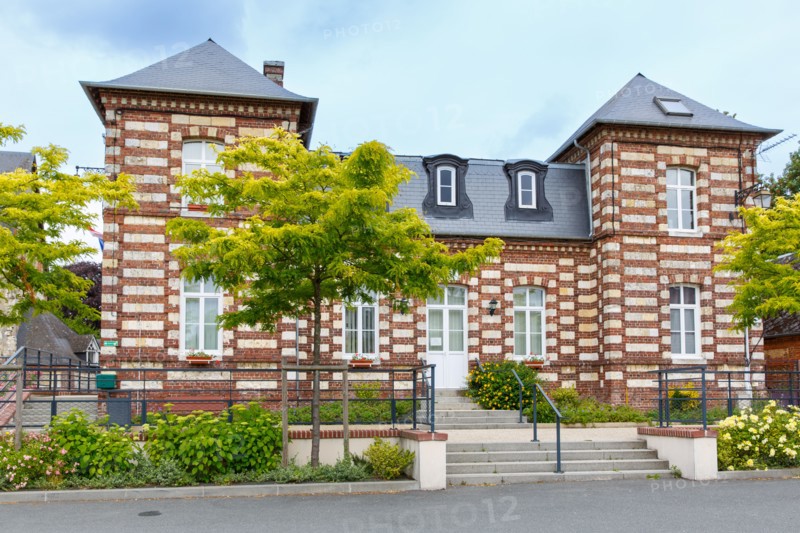 Town hall of Saint-Victor l'Abbaye