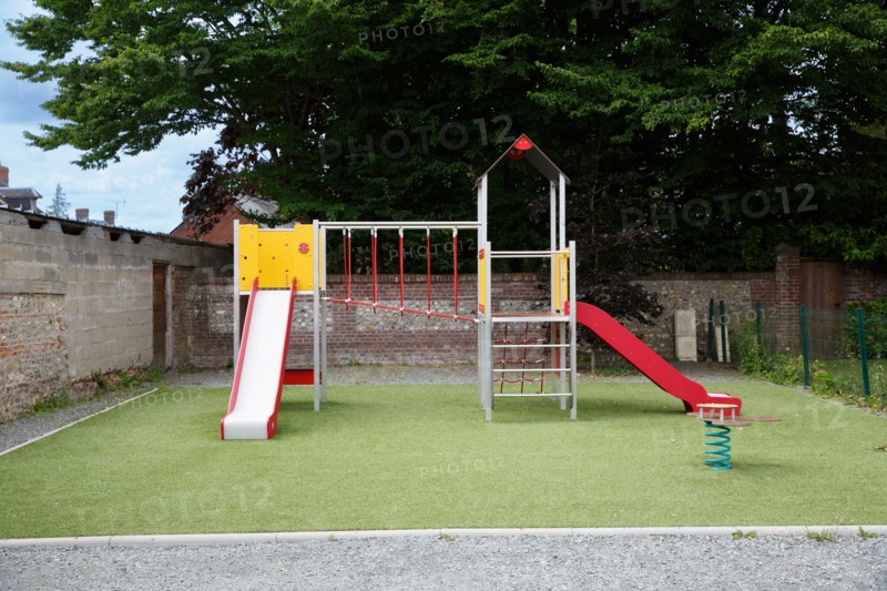 Une aire de jeux à Saint-Victor l'Abbaye