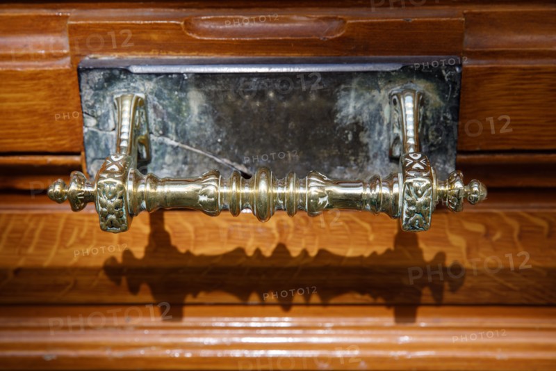 Building door handle, Paris