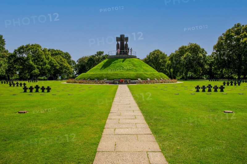 La Cambe German war cemetery