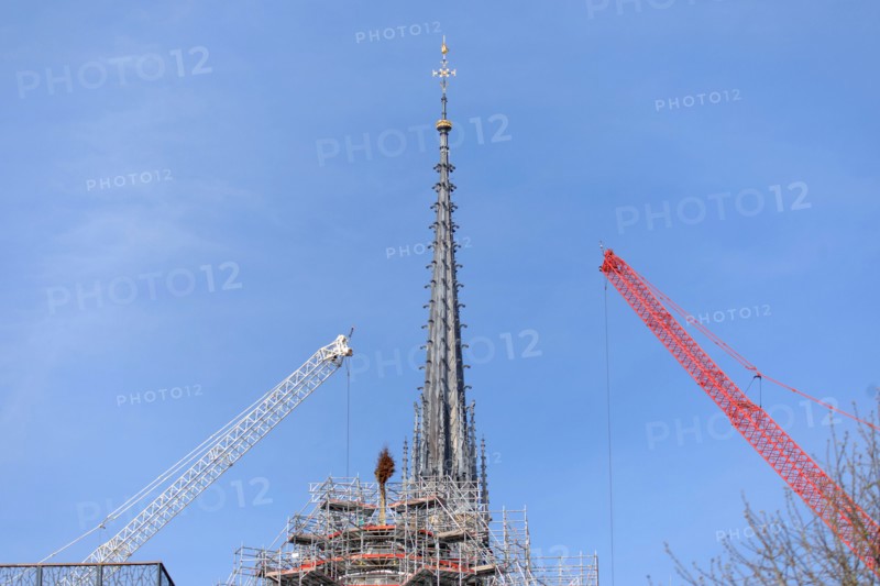 Paris, the new spire of Notre-Dame de Paris is installed