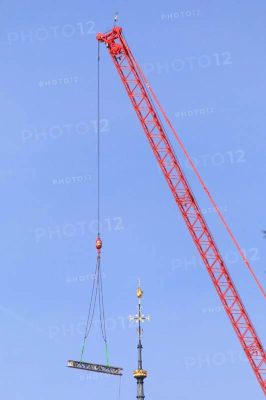 Paris, the new spire of Notre-Dame de Paris is installed