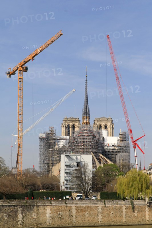 Paris, the new spire of Notre-Dame de Paris is installed