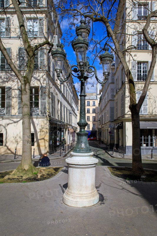 Paris, Rue de Furstemberg (place)