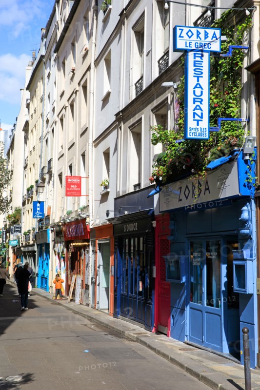 Paris, rue Grégoire de Tours