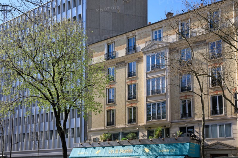 Paris, police station