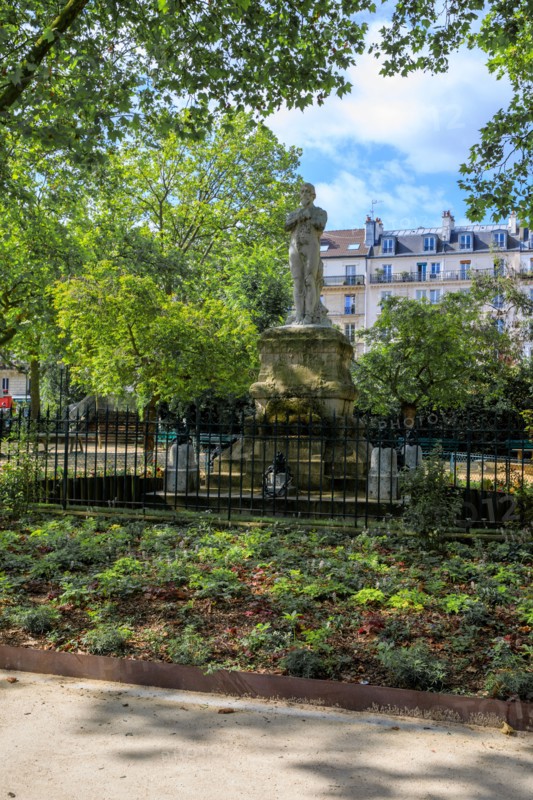 Square Aspirant Dunand Et Square Ferdinand Brunot, Paris