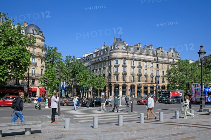Place de La Bastille, Paris