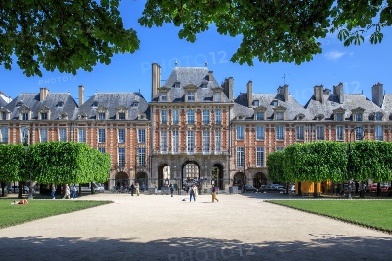 Place des Vosges, Paris