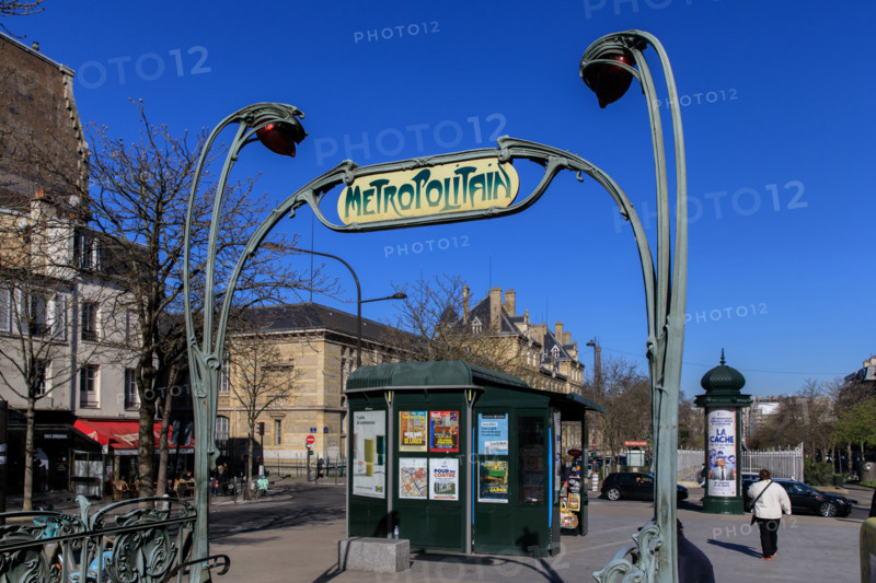 Paris, Métro Pasteur