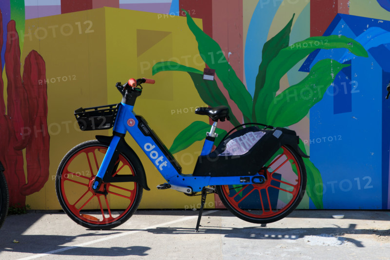 Paris, vélo électrique en libre service