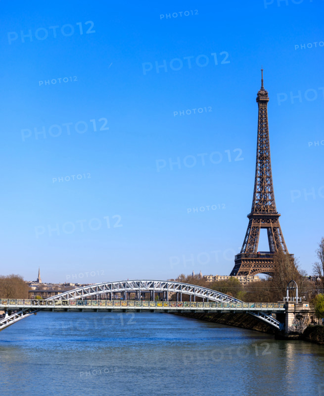 Paris, Pont Rouelle and Eiffel Tower