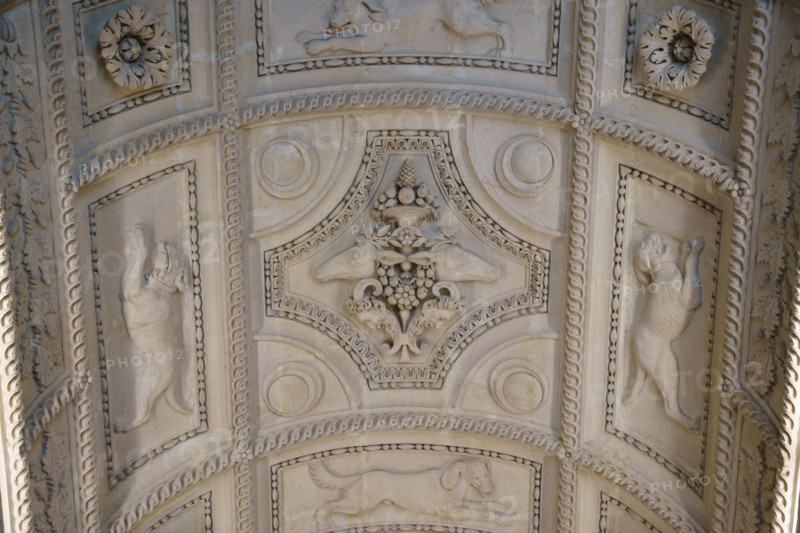 Paris, Musée du Louvre, escalier Henri II