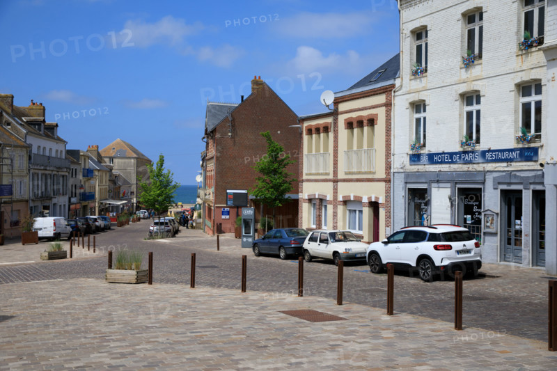 france, région Hauts de france, Somme, Ault,ancienne poste, magasin de deco,