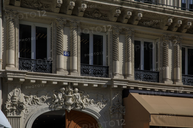 Paris, immeuble 44 rue Notre-Dame des Victoires