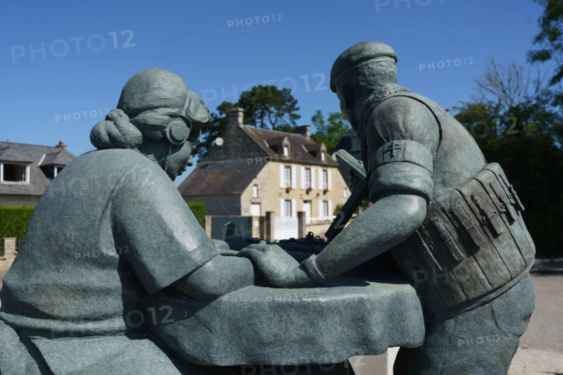 france, region Normandie, Manche, cotentin, Sainte-Marie du Mont, monument aux francais resistants,