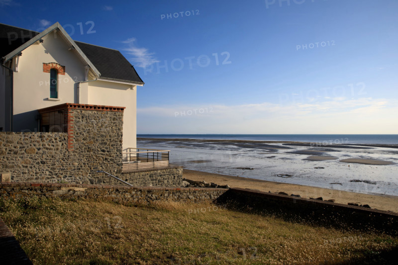 France, region Normandie, Manche, cotentin, Agon coutainville,  plage, rue dramad derriere la promenade de Chausey,