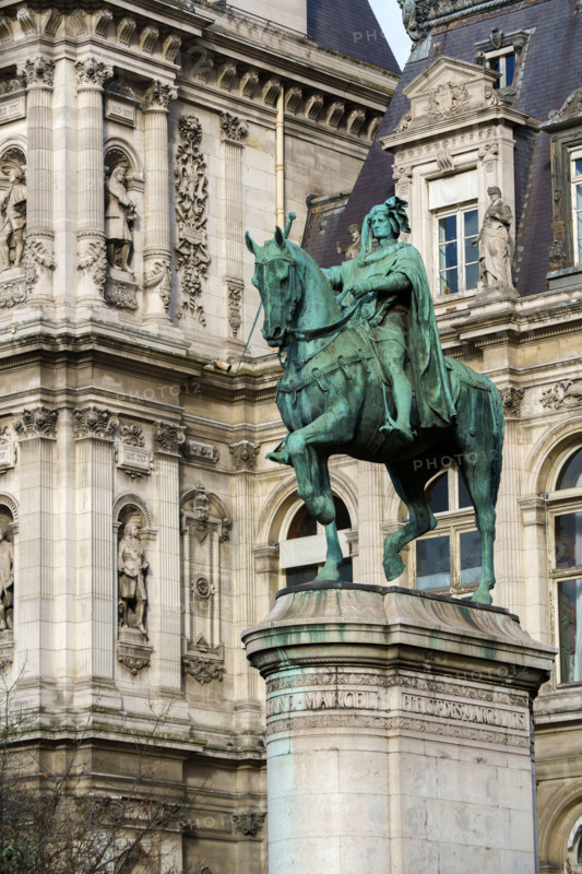 france, région Ile de France, Paris 4e arrondissement,  quai de l'hotel de ville, statue equestre d Etienne Marcel, prévôt des marchands,