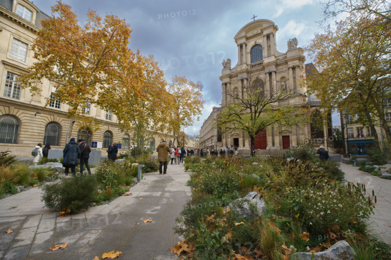 Place du 13 novembre 2015, Paris