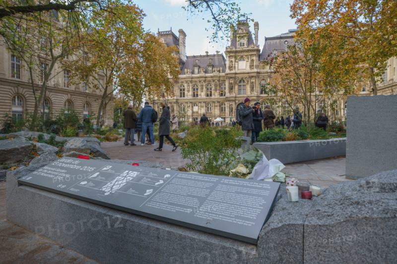 Place du 13 novembre 2015, Paris