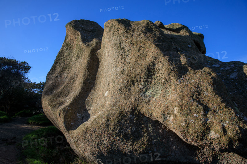 france, région Bretagne, Côtes d'Armor, côte de granit rose, Ploumanac'h, les rochers
