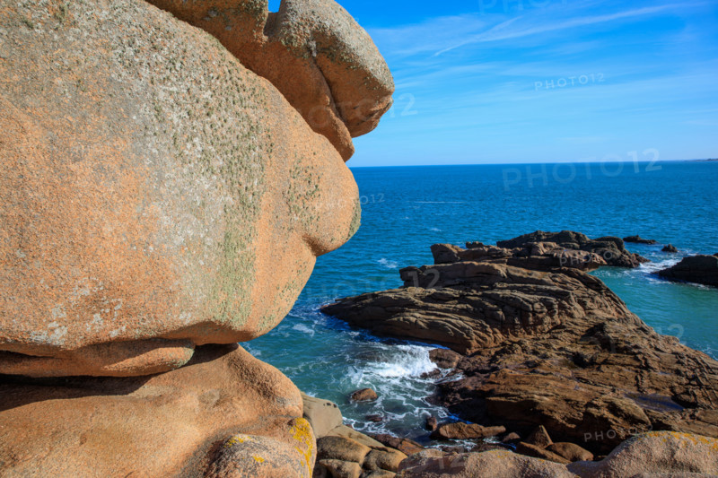 france, région Bretagne, Côtes d'Armor, côte de granit rose, Ploumanac'h, les rochers