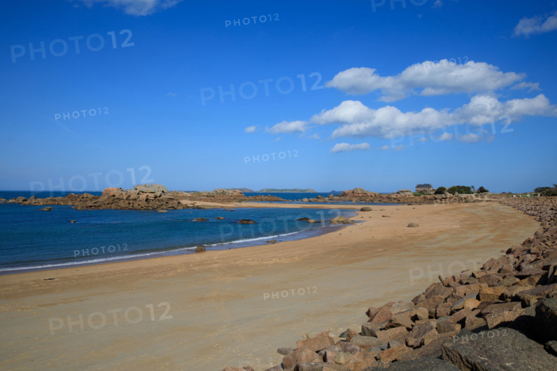 france, région Bretagne, Côtes d'Armor, côte de granit rose, Trégastel,, presqu'ile Renote,