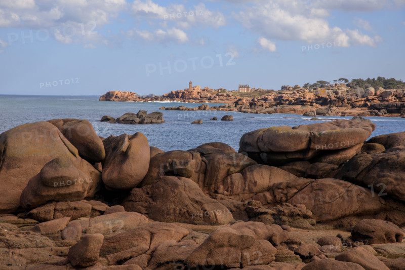 france, région Bretagne, Côtes d'Armor, côte de granit rose, Trégastel,, presqu'ile Renote,