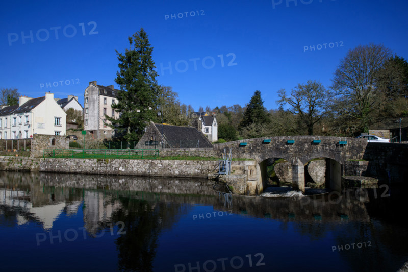 FRance, région Bretagne, Finistère, Huelgoat, les rochers, cahos de huelgoat, lac