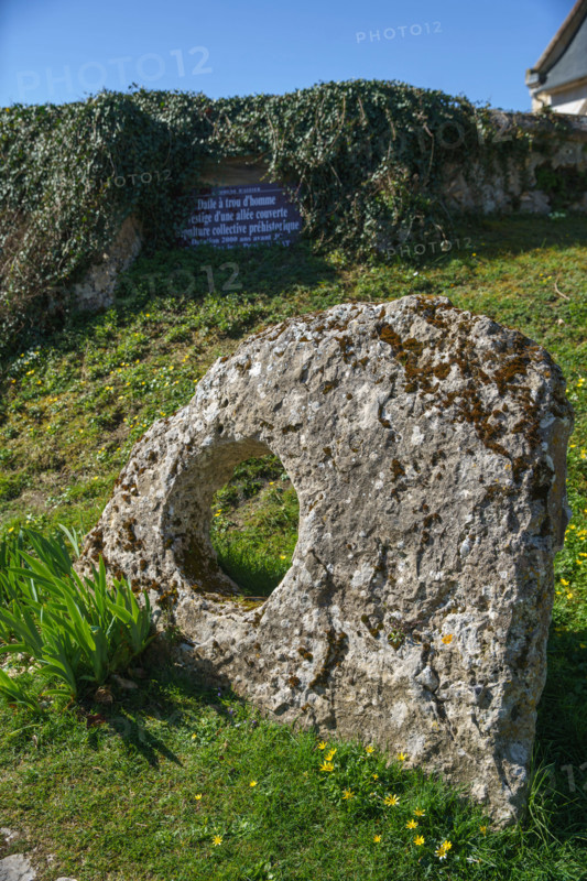 Aizier, France