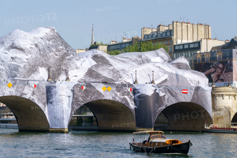 Artwork "La Caverne du Pont Neuf", by JR