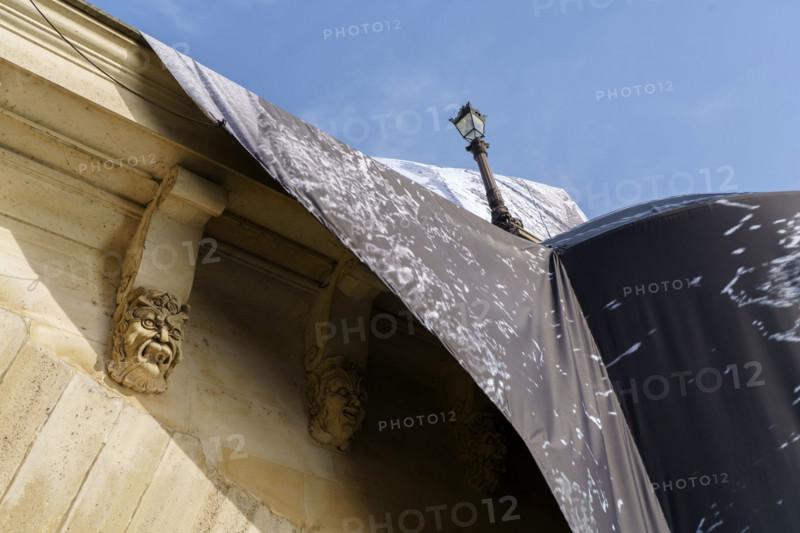 Oeuvre "La Caverne du Pont Neuf", par JR
