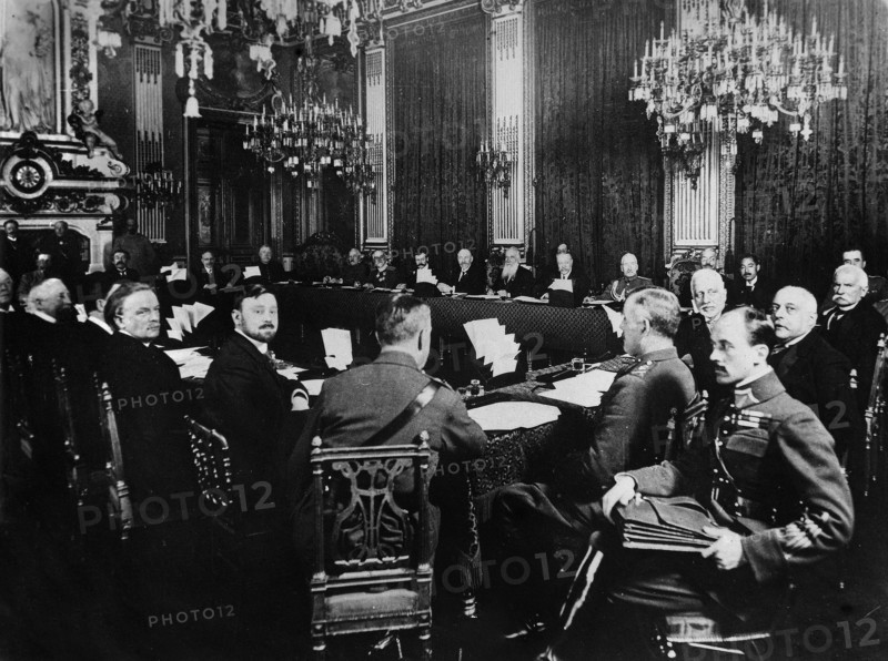 Conférence des alliés au ministère des Affaires étrangères