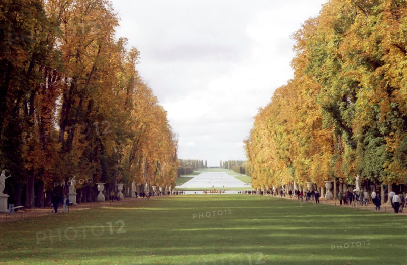 Versailles. Le Tapis Vert et le Grand Canal.