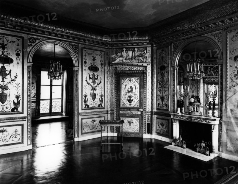 Castle of Fontainebleau:  The boudoir of Marie-Antoinette.