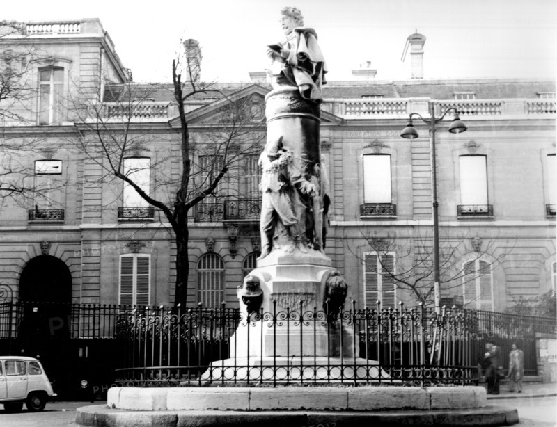 Thiers (Louis-Adolphe).