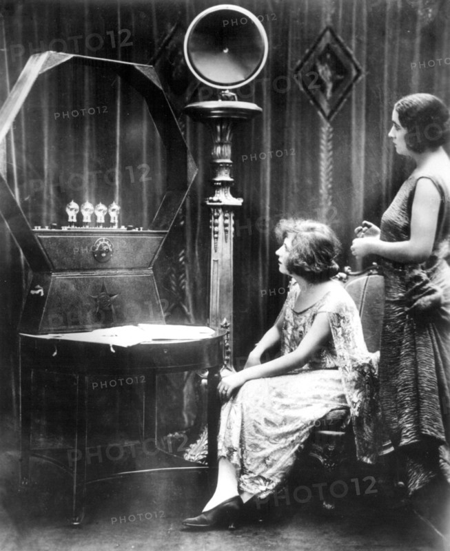 1930.  First radio sets (receiving with lamps).