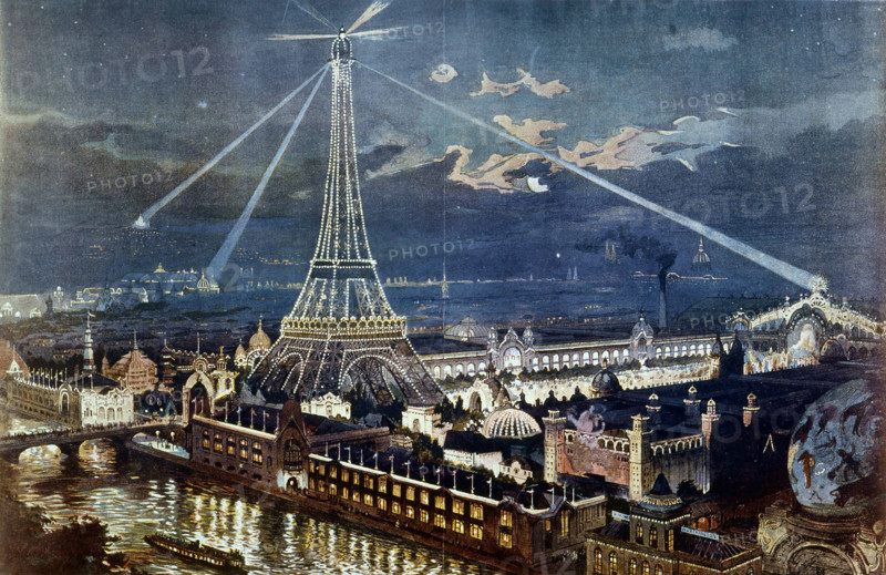General sight of the festivals of night in Paris