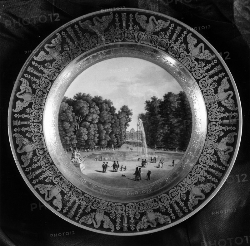 First Empire.  Walk in the gardens of Malmaison.