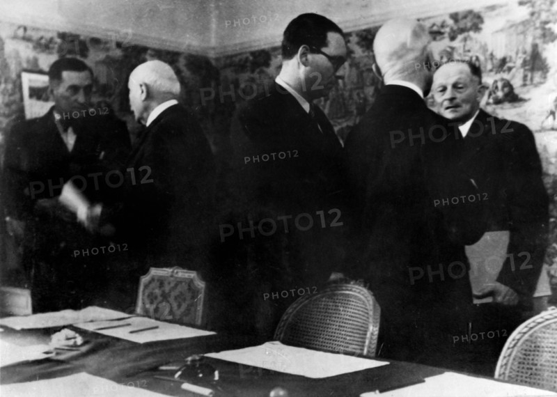 Conseil des Ministres à Vichy. Juillet 1941