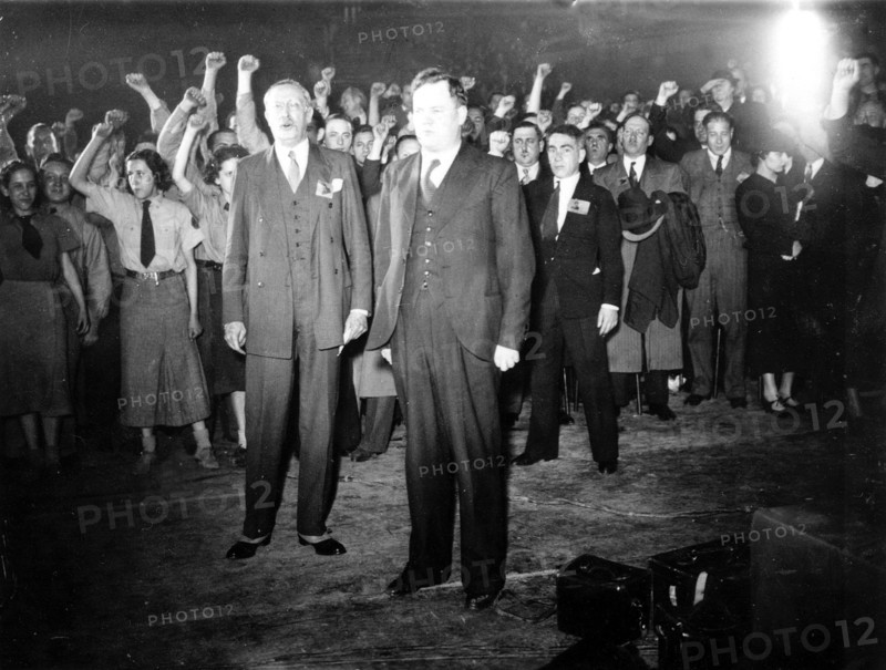Léon Blum cheered by the crowd, 1936