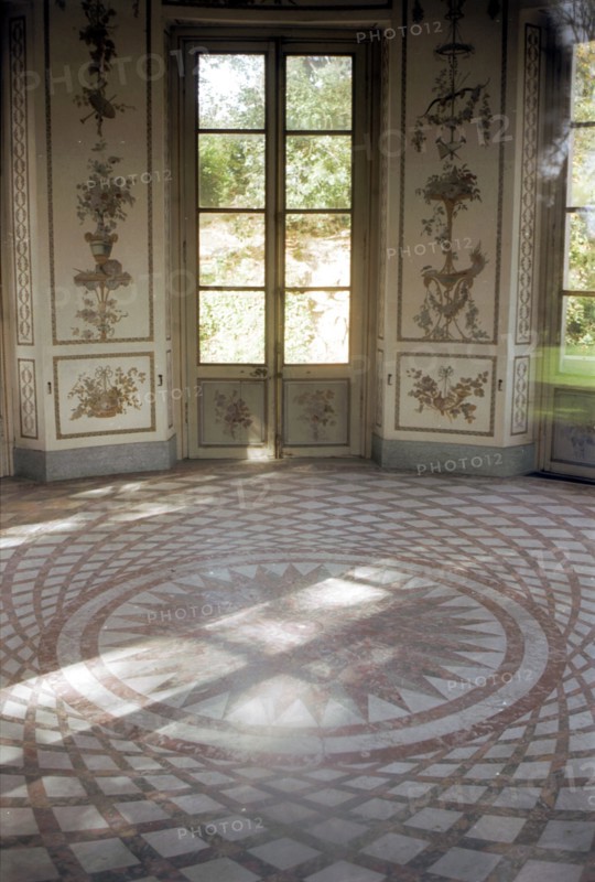 Versailles, the Belvedere pavilion on the "Enchanted River", view of the inside, decorated with painted flowers