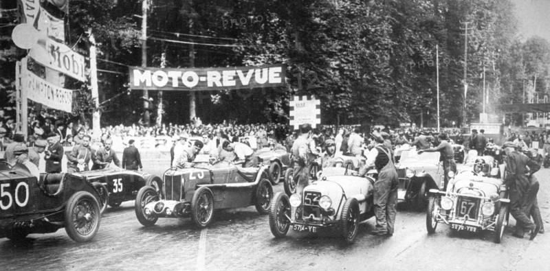 Automobile