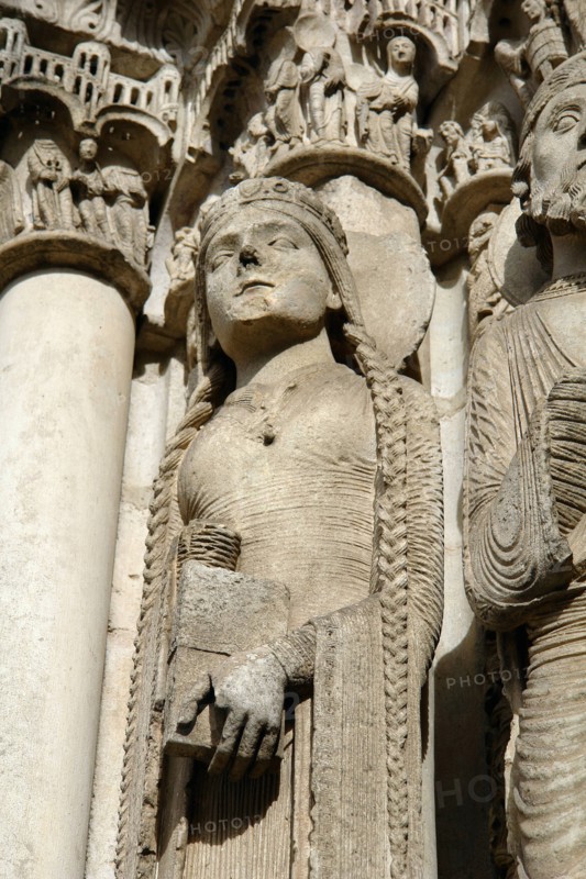 Chartres.